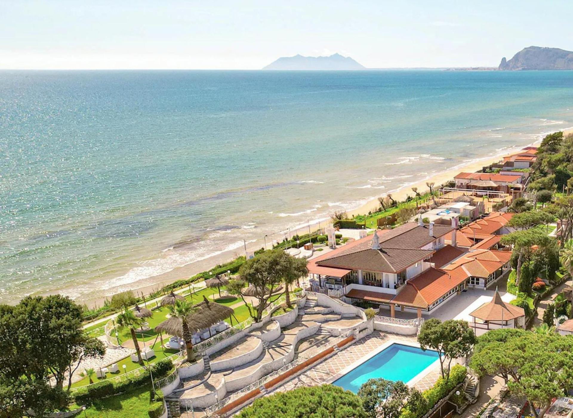 Holiday Village Fondi Εξωτερικό φωτογραφία