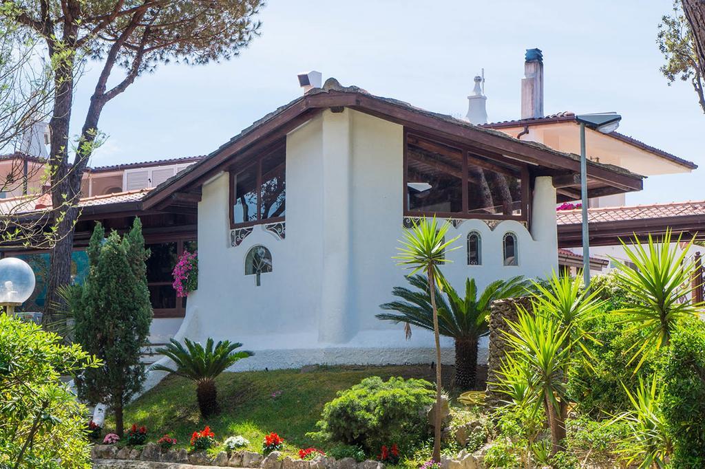 Holiday Village Fondi Εξωτερικό φωτογραφία