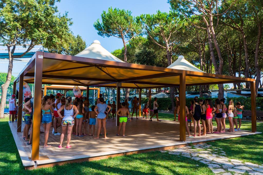 Holiday Village Fondi Εξωτερικό φωτογραφία