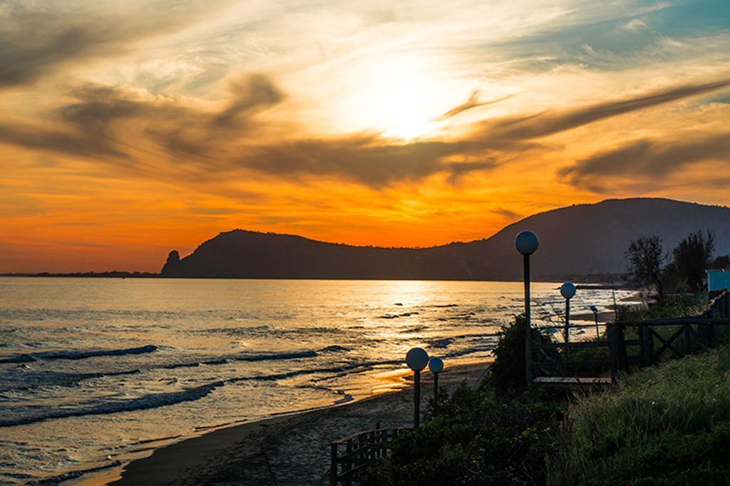 Holiday Village Fondi Εξωτερικό φωτογραφία