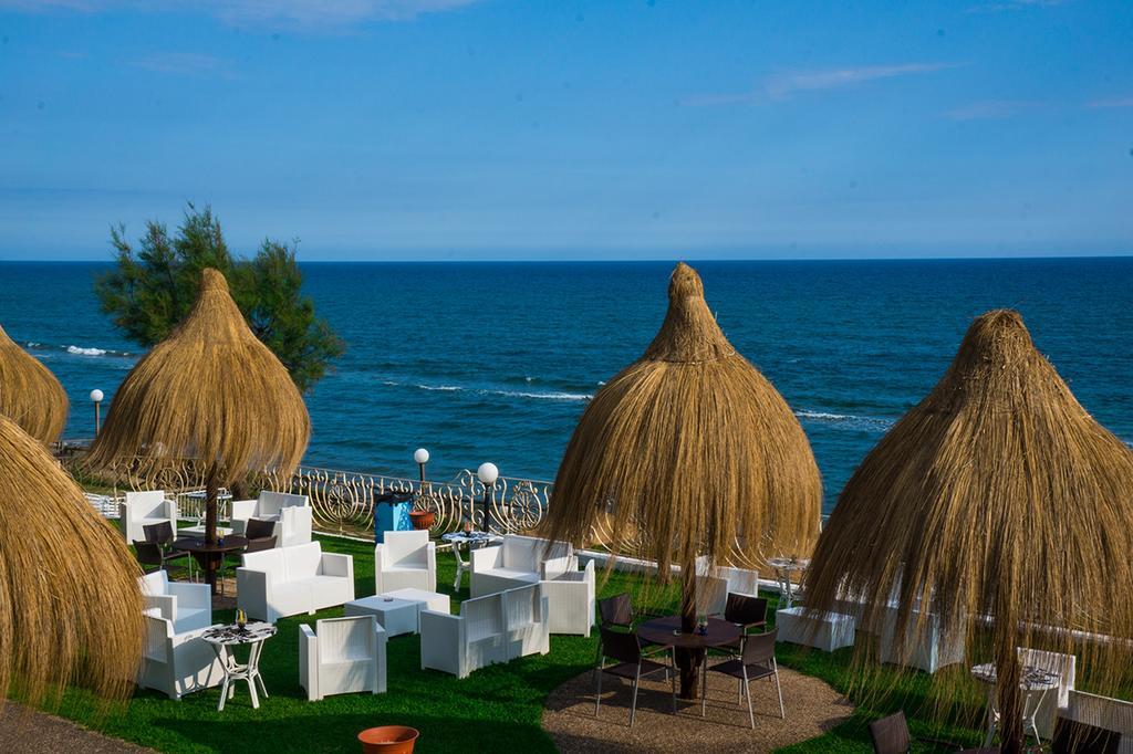 Holiday Village Fondi Εξωτερικό φωτογραφία