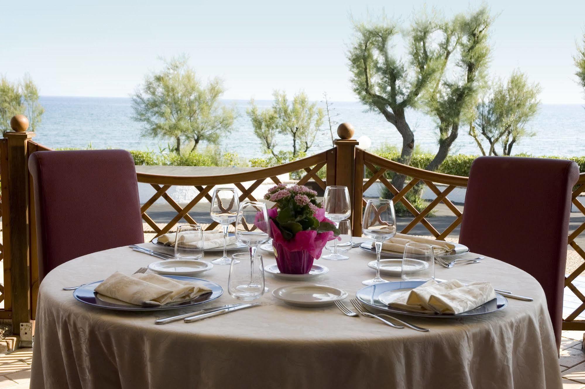 Holiday Village Fondi Εξωτερικό φωτογραφία
