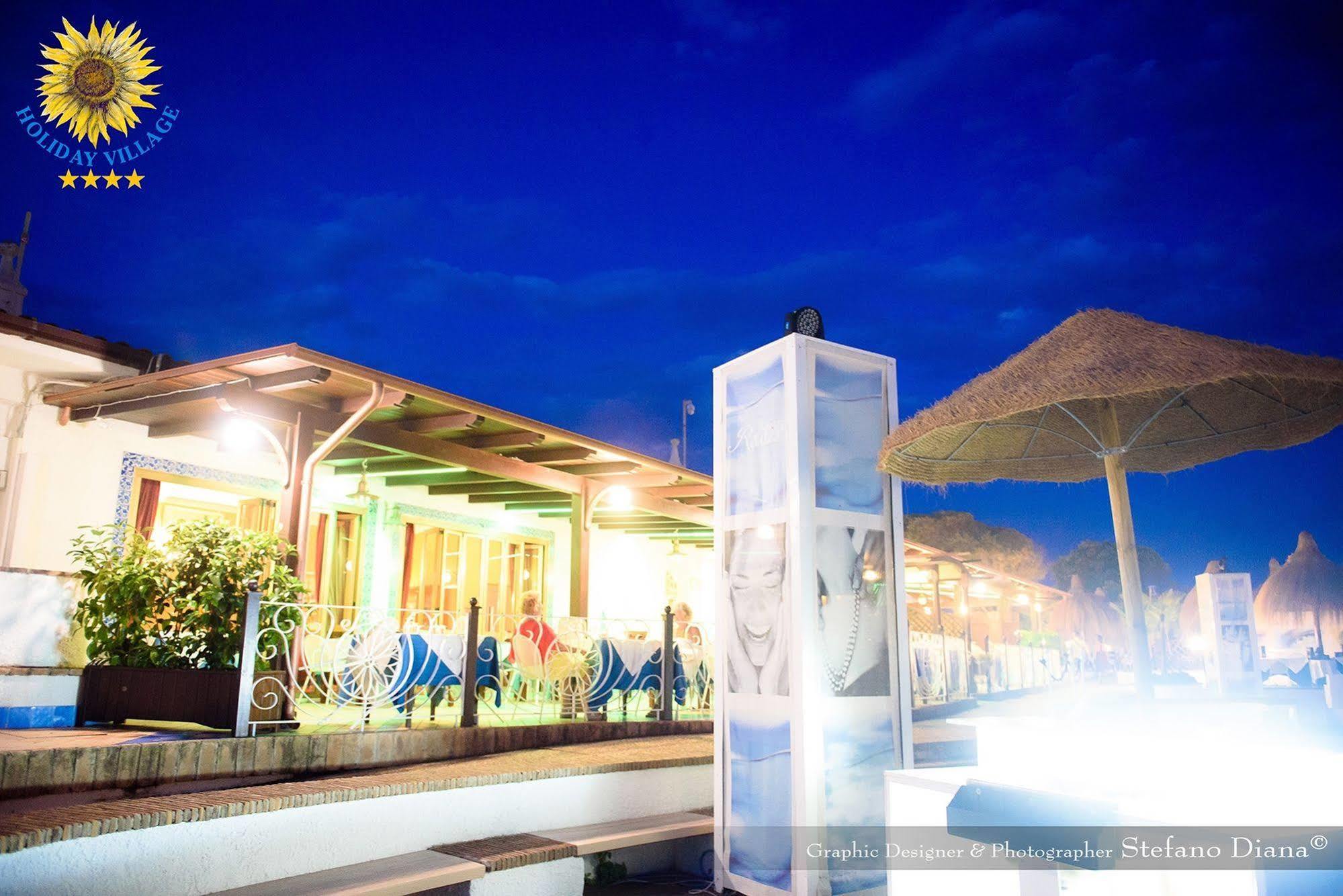 Holiday Village Fondi Εξωτερικό φωτογραφία