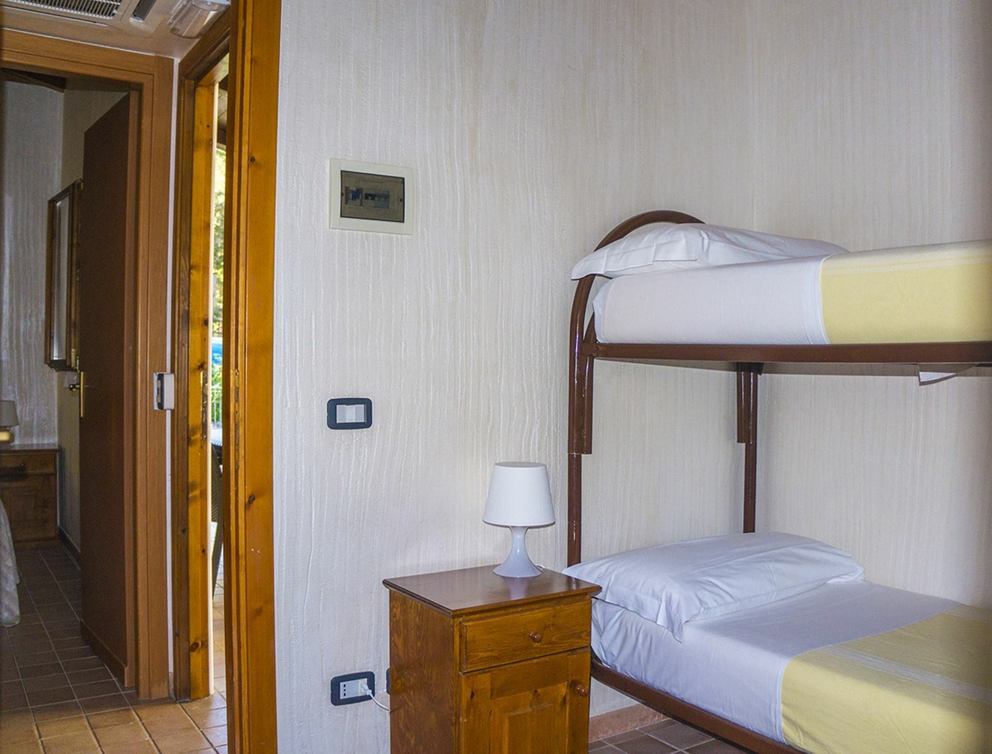 Holiday Village Fondi Εξωτερικό φωτογραφία